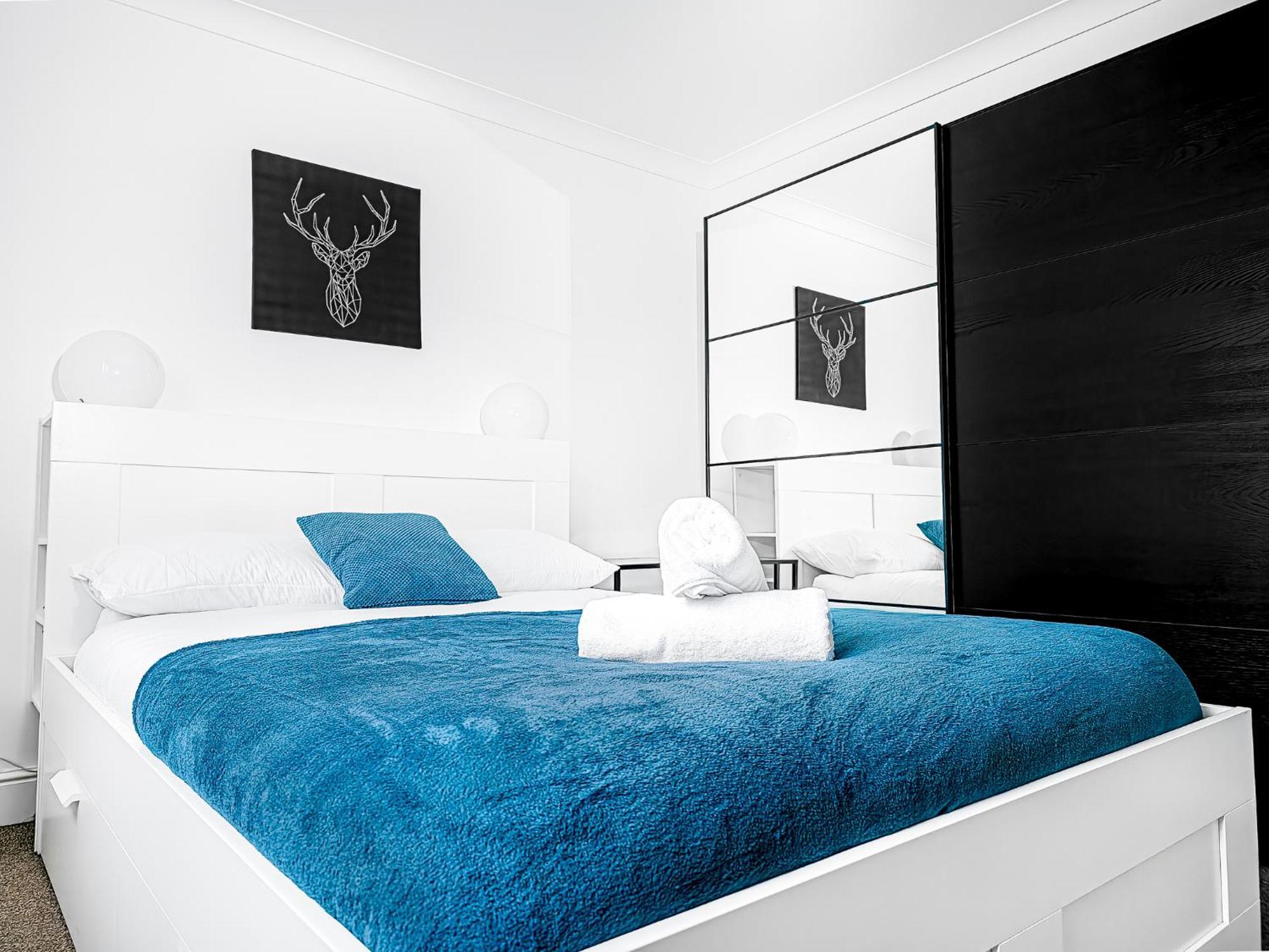 Charming London Home, Opp Arnos Grove Underground Station, Parking New Southgate Экстерьер фото